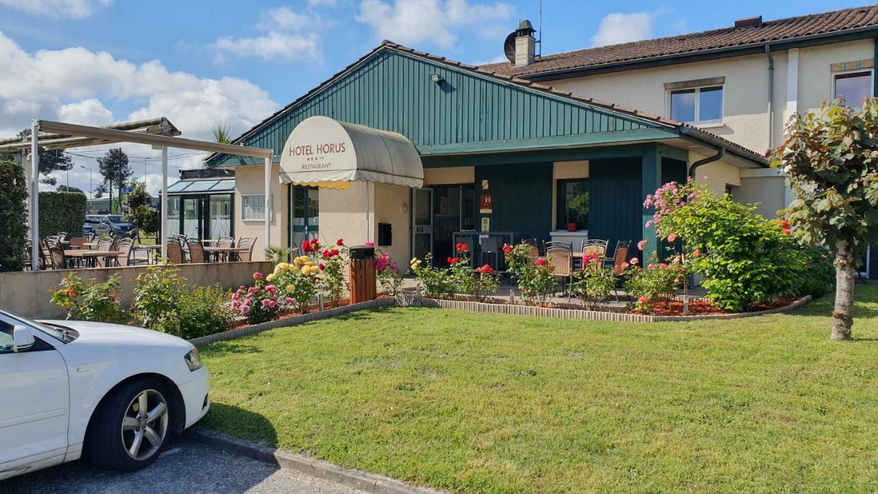Logis Hotel Horus Restaurant Les Bruyeres Toulenne Esterno foto