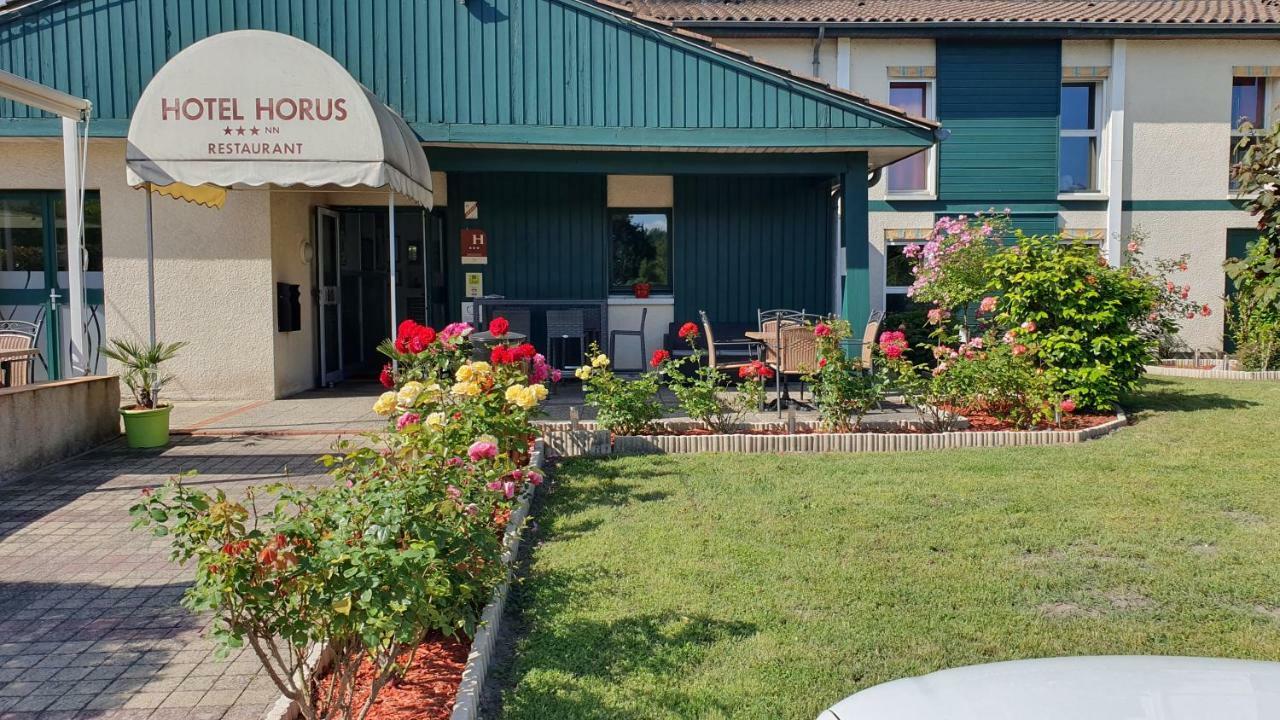 Logis Hotel Horus Restaurant Les Bruyeres Toulenne Esterno foto