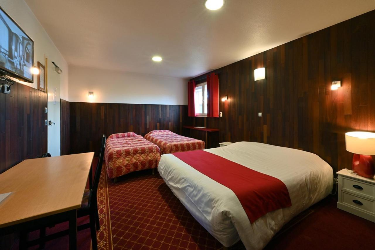 Logis Hotel Horus Restaurant Les Bruyeres Toulenne Esterno foto